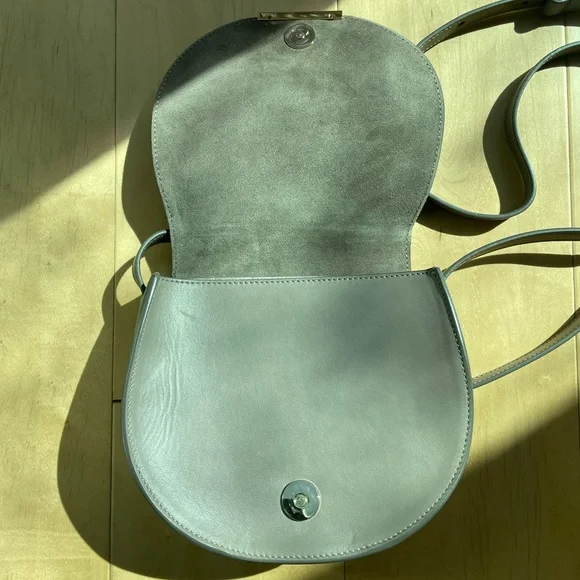 Cuyana crossbody bag - Picture 4 of 10